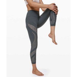 Lululemon Wunder Under High-Rise Tight 25" Lace Nightcap Size 8